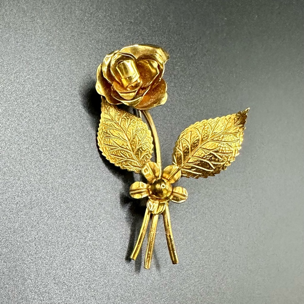 VINTAGE Coro SIGNED 2” Gold Tone Rose Flower Brooch Pin 1940s unique - Picture 7 of 11